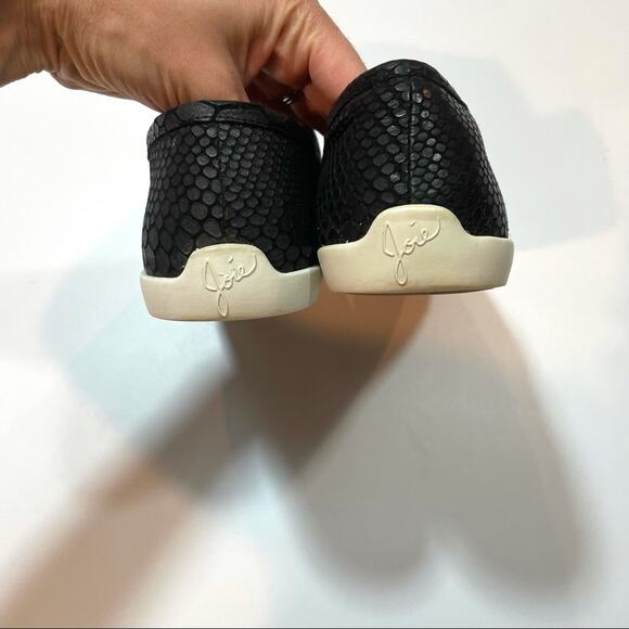 Joie Black snakeskin leather slip on loafers women’s shoes 38 - Picture 6 of 9